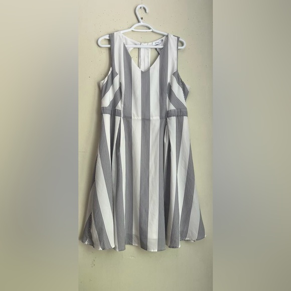 Ricki's Dresses & Skirts - Ricki's Black and White A-Line Scoop Neck Dress